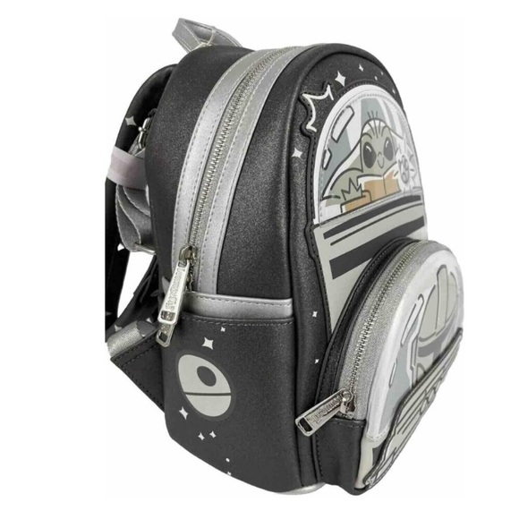 Grogu & Mandalorian Glow in the Dark Loungefly - Picture 11 of 14